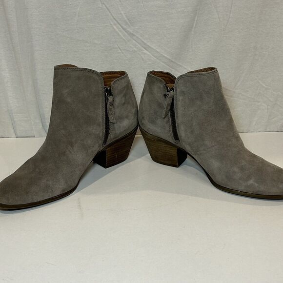 FRYE Judith Zip Leather Bootie Women's SZ 8.5 Gray Suede - Picture 3 of 7